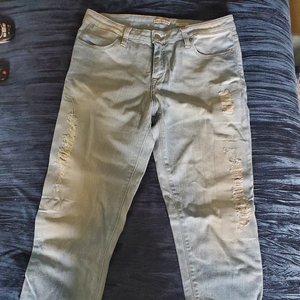 Calvin Klein cropped boyfriend jeans